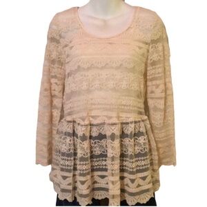 NWT Forever 21 Lace Peplum Top